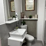 Old Town Trotters 77 Апартаменты
