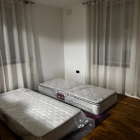 Old Town Trotters 77 * Sarajevo